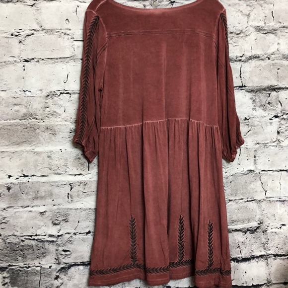 POL Embroidered Dress. Red Brick. - Picture 10 of 11